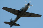 A-29B do Esquadro Flecha decolando para uma misso - Foto: Luciano Porto - luciano@spotter.com.br