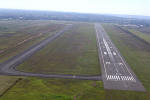 Pista 06-24 do Aeroporto Internacional de Campo Grande, de uso civil e militar - Foto: Equipe SPOTTER