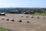Alguns helicpteros no ptio da Base Area de Campo Grande - Foto: Luciano Porto - luciano@spotter.com.br 