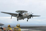 Grumman E-2C Hawkeye do VAW-125 Tiger Tails - Foto: Carlos H. Moyna - carlos@spotter.com.br