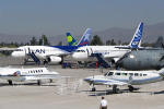 Algumas aeronaves expostas na FIDAE 2006