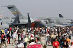 No sbado e domingo, a FIDAE recebeu o pblico em geral, com mais de 100 mil visitantes - Foto: Equipe SPOTTER