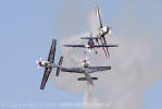 Extra 300L - Escuadrilla de Alta Acrobacia Halcones - Fora Area do Chile - Foto: Equipe SPOTTER