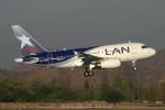 Airbus A318 - LAN Chile - Foto: Equipe SPOTTER