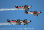 Extra 300L - Escuadrilla de Alta Acrobacia Halcones - Fora Area do Chile - Foto: Equipe SPOTTER