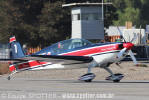 Extra 300L - Escuadrilla de Alta Acrobacia Halcones - Fora Area do Chile - Foto: Equipe SPOTTER