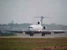 O Boeing 727-100F da Varig Cargo pousando pela cabeceira 18