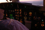 Painel de instrumentos do Let 410UVP E-20 voando de Cuiab para Araras - Foto: Luciano Porto  luciano@spotter.com.br