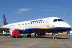 Embraer 195 - Foto: Luciano Porto - luciano@spotter.com.br