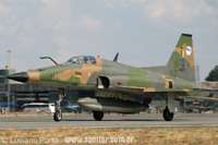 Northrop F-5E Tiger II - FAB - Anpolis - GO - 24/08/06 - Luciano Porto - luciano@spotter.com.br