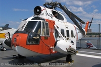Sikorsky HH-52 Sea Guard - USCG - Intrepid Sea, Air & Space Museum - New York - NY - USA - 29/05/05 - Alessandro Sartorelli - fsartorelli@yahoo.com.br