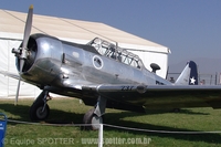 North American AT-6D Texan da Fora Area do Chile, parte do acervo do Museo Nacional Aeronutico y del Espacio exposto na FIDAE 2006 - Santiago - Chile - 31/03/06 - Equipe SPOTTER