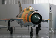 Mikoyan Gurevich MiG-21M Fishbed J - Fora Area da Unio Sovitica - Museu TAM - So Carlos - SP - 26/05/11 - Luciano Porto - luciano@spotter.com.br